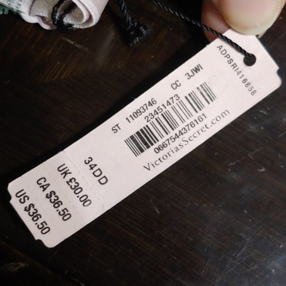 Victoria's Secret bra - Picture 5 of 5